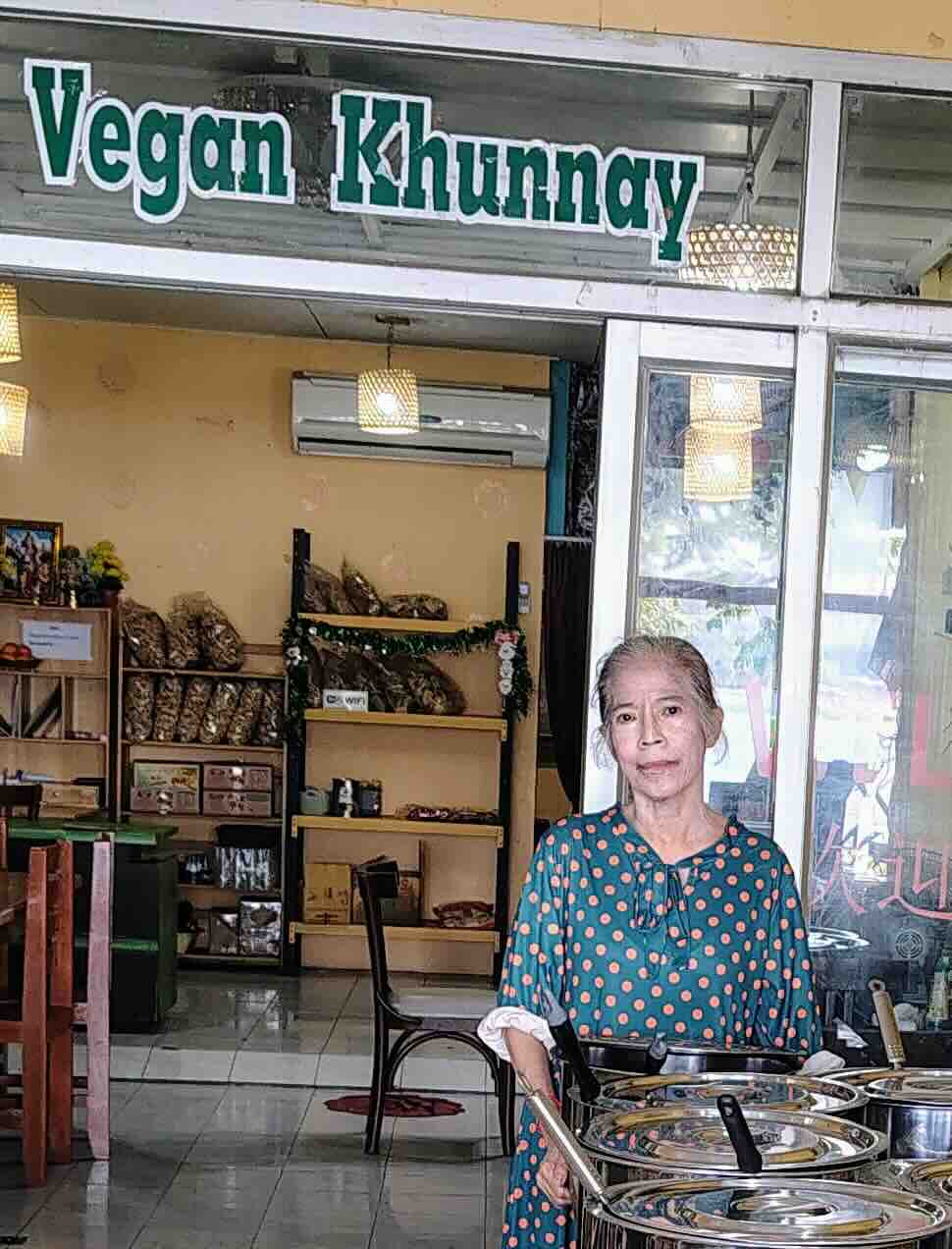 Vegan Khunnay